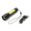 Velamp Torcia compatta ricaricabile a LED 120 Lumen resistente all'acqua IP44 con zoom ottico, lanterna laterale, laccio e cavo USB-C, struttura in lega di alluminio