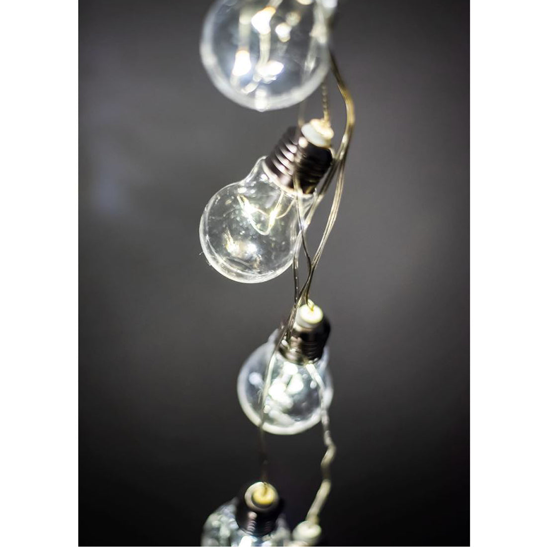 Lumineo decorative LED lights, 70 cm indoor light chain, Christmas decoration, 5 warm white Christmas LED bulbs, battery-operated LED lights, home lighting