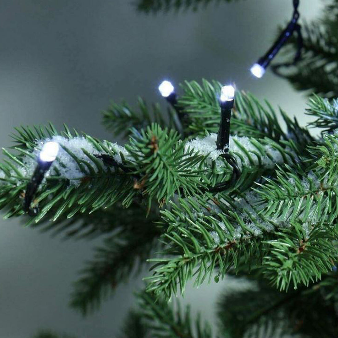 GESCO Indoor / outdoor light chain 15.5m, LED lights with 8 functions, 300 white LEDs, Christmas decorative LED lights, home lighting, light garland