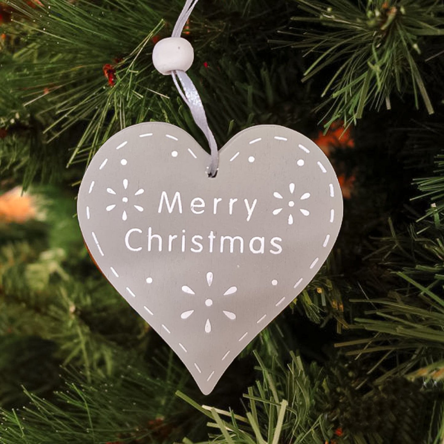 Lot de deux plaques en bois en forme de coeur avec la phrase Joyeux Noël, décoration de Noël, guirlande à accrocher au sapin, dans la maison, salle de bain, cuisine, porte d'entrée
